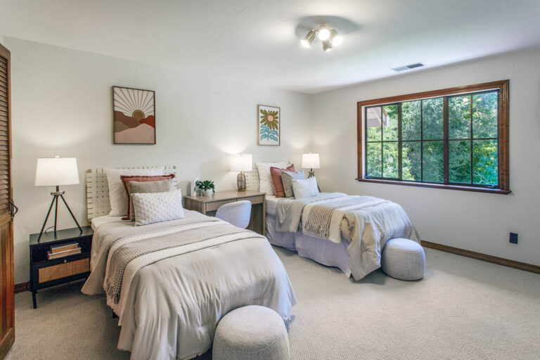 Bedroom (3)