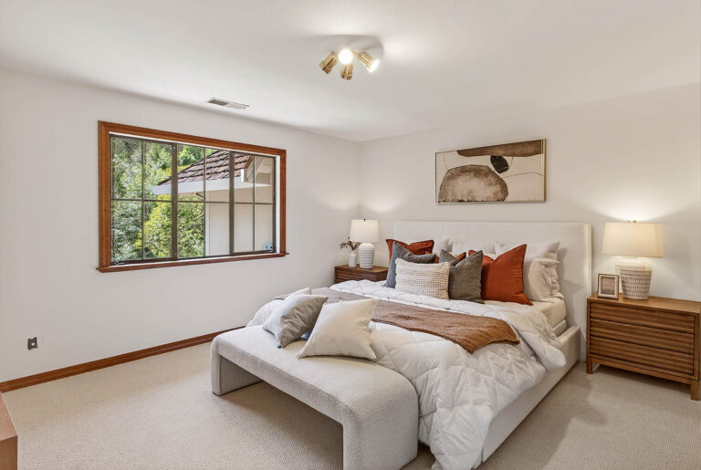 Bedroom (4)